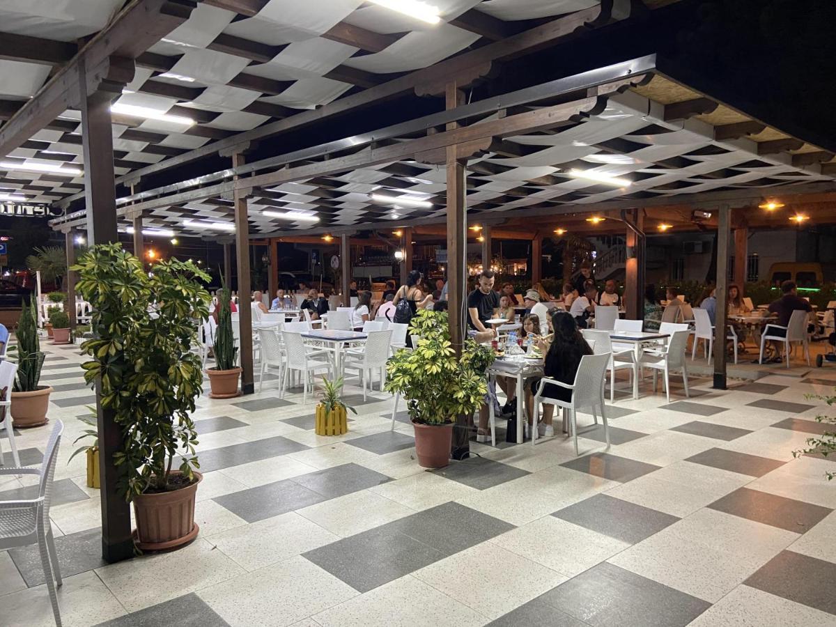 Velipojë Center Park酒店 外观 照片