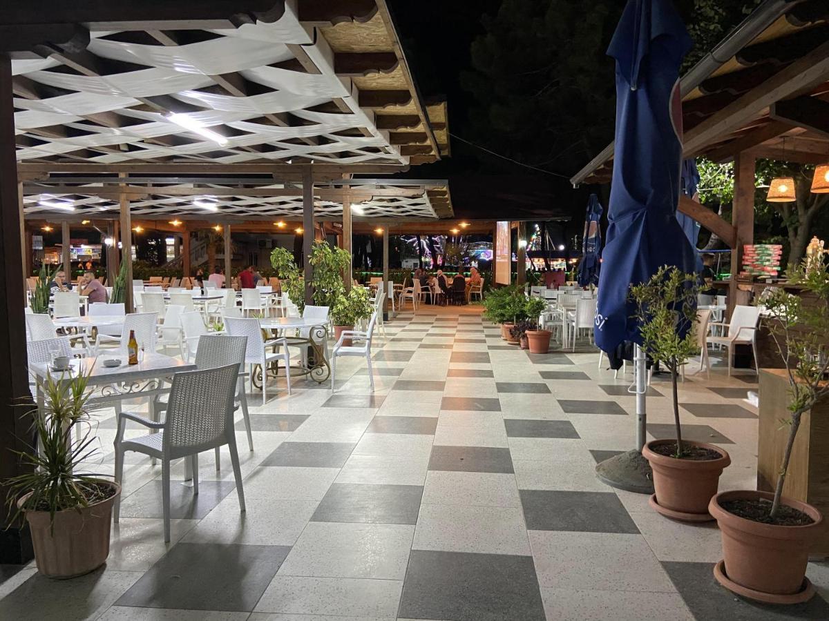 Velipojë Center Park酒店 外观 照片