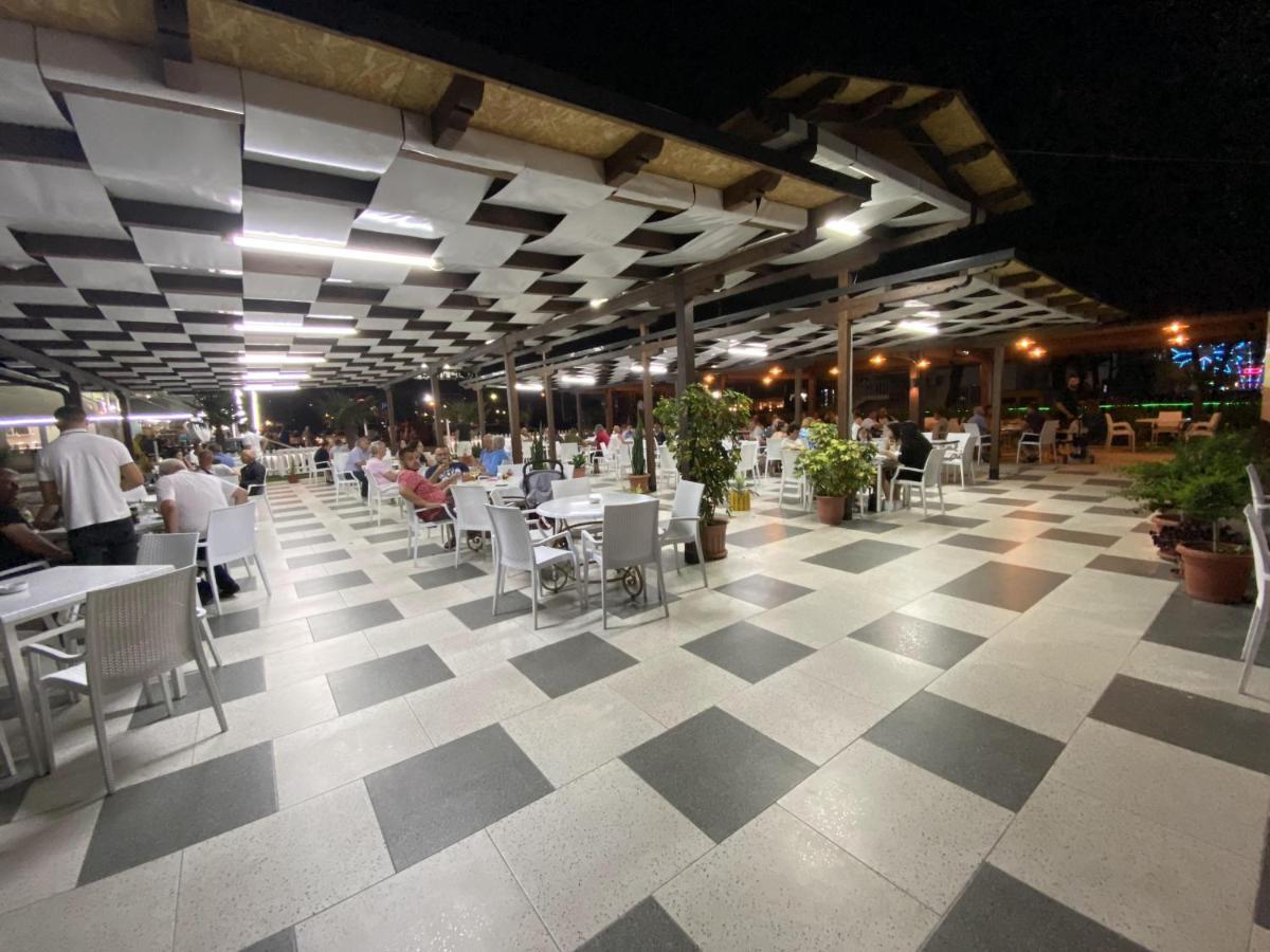 Velipojë Center Park酒店 外观 照片